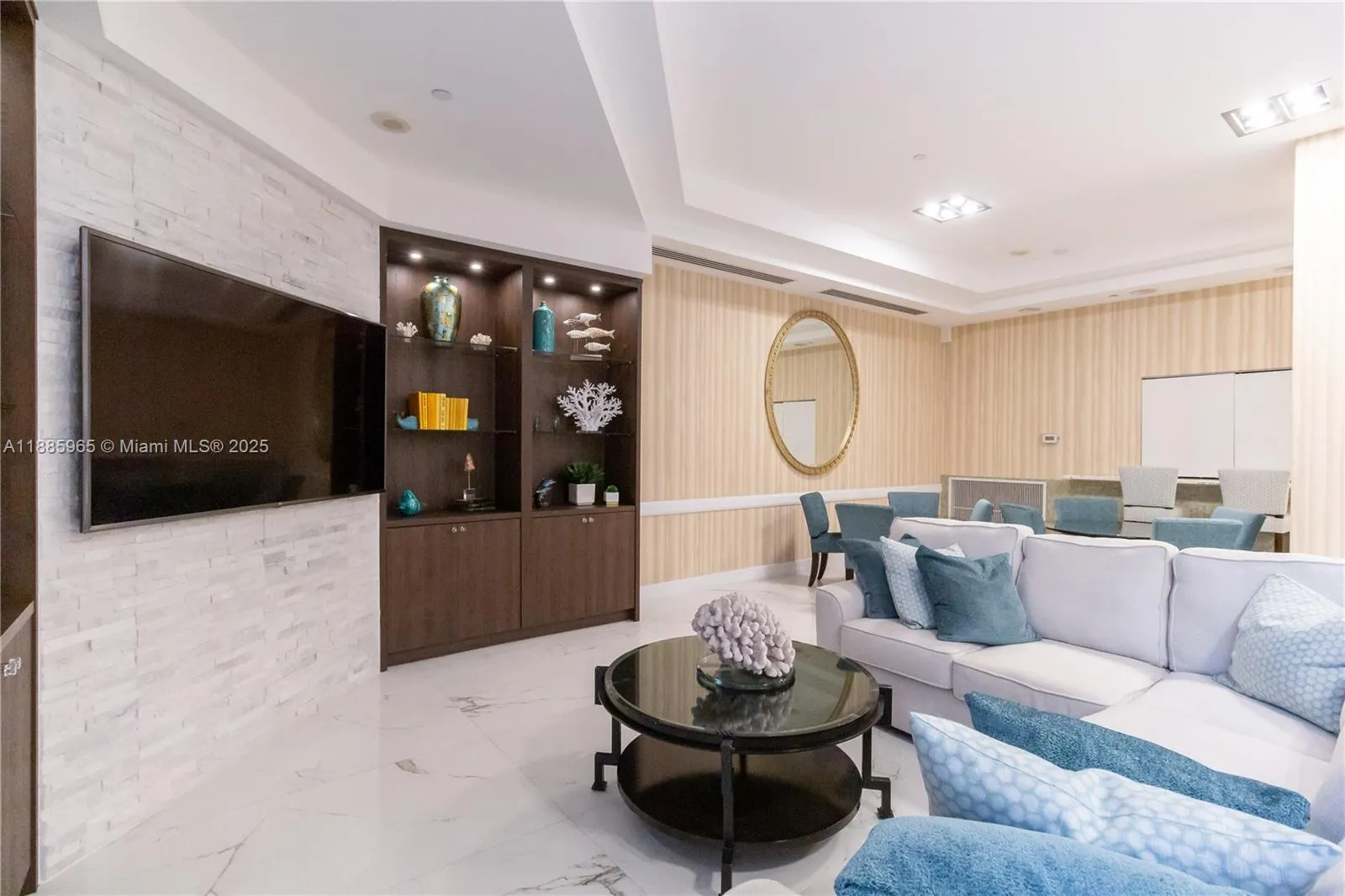 6917 Collins Ave, #1505