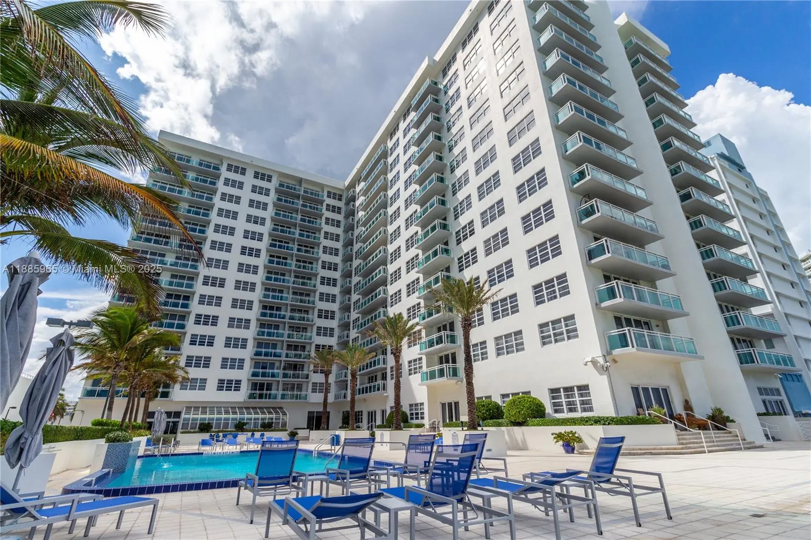 6917 Collins Ave, #1505