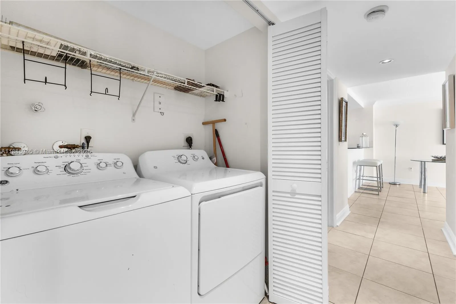 6917 Collins Ave, #1505