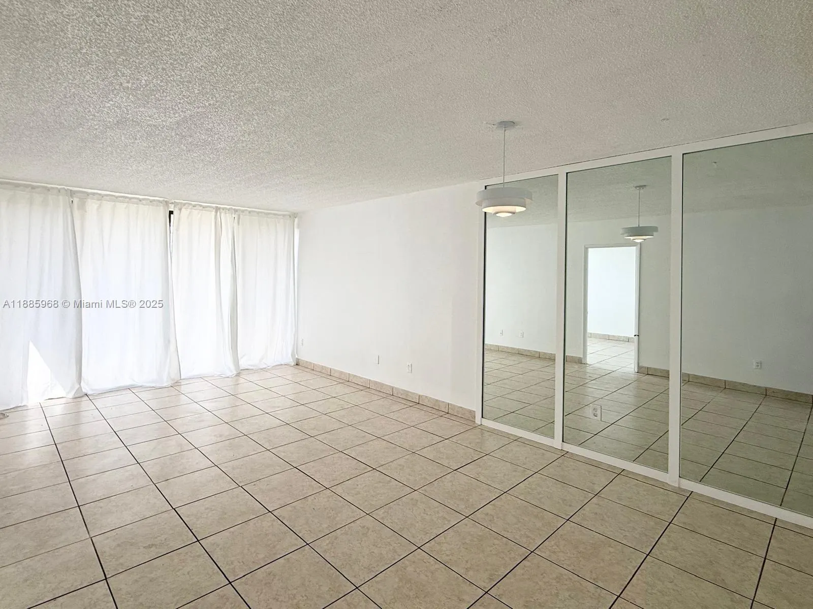1470 NE 123rd St, #A512