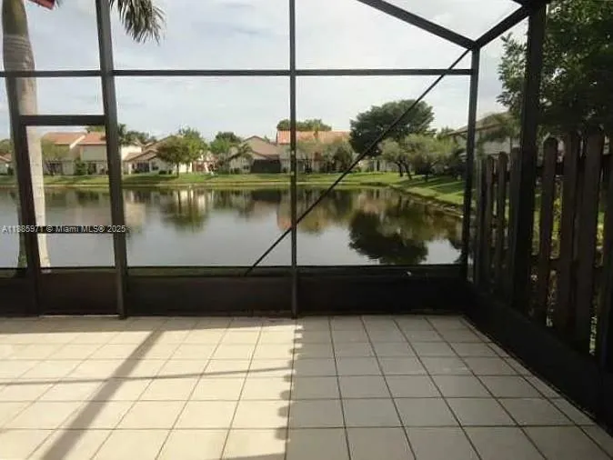 317 NW 109th Ave