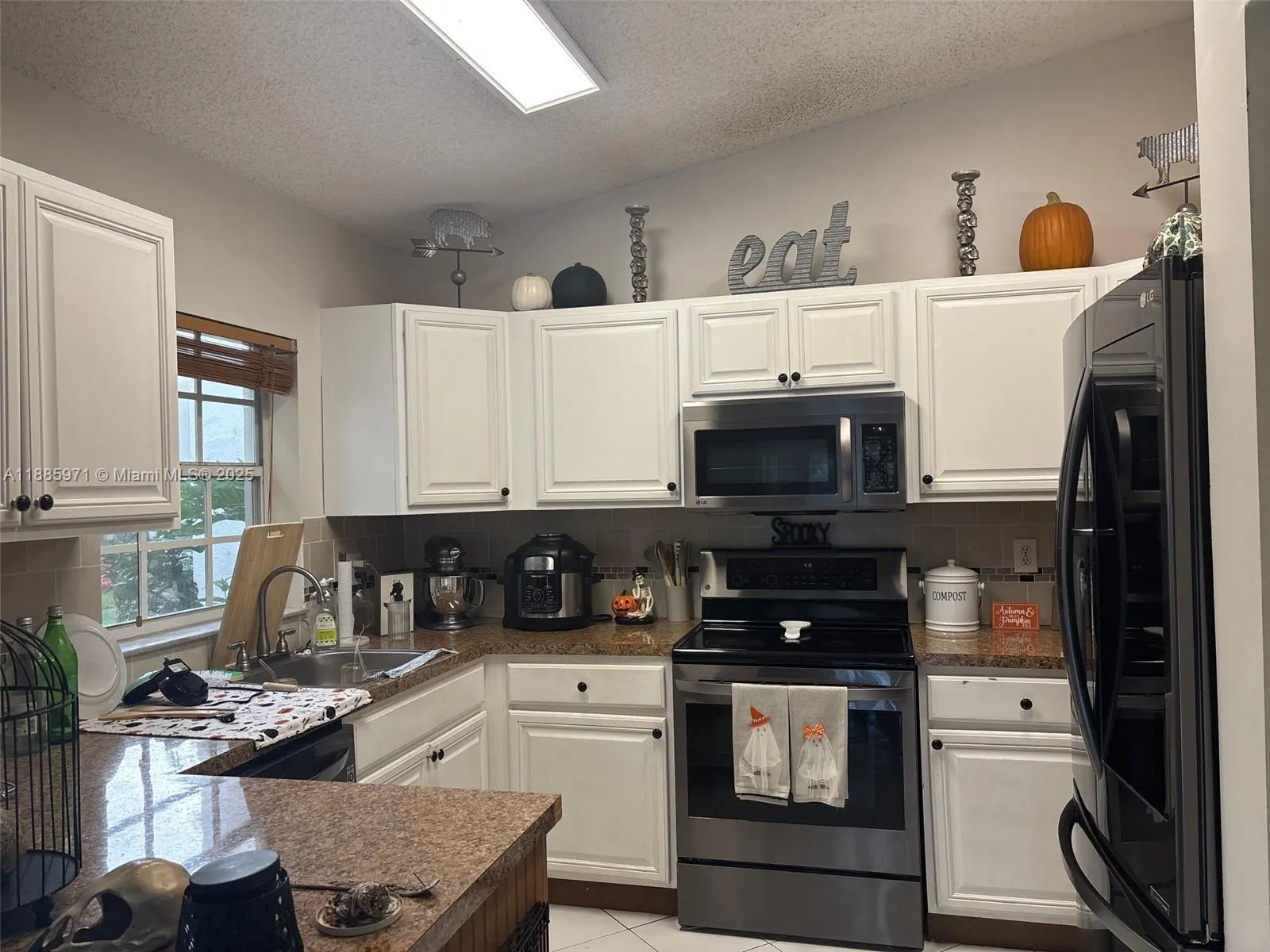 317 NW 109th Ave