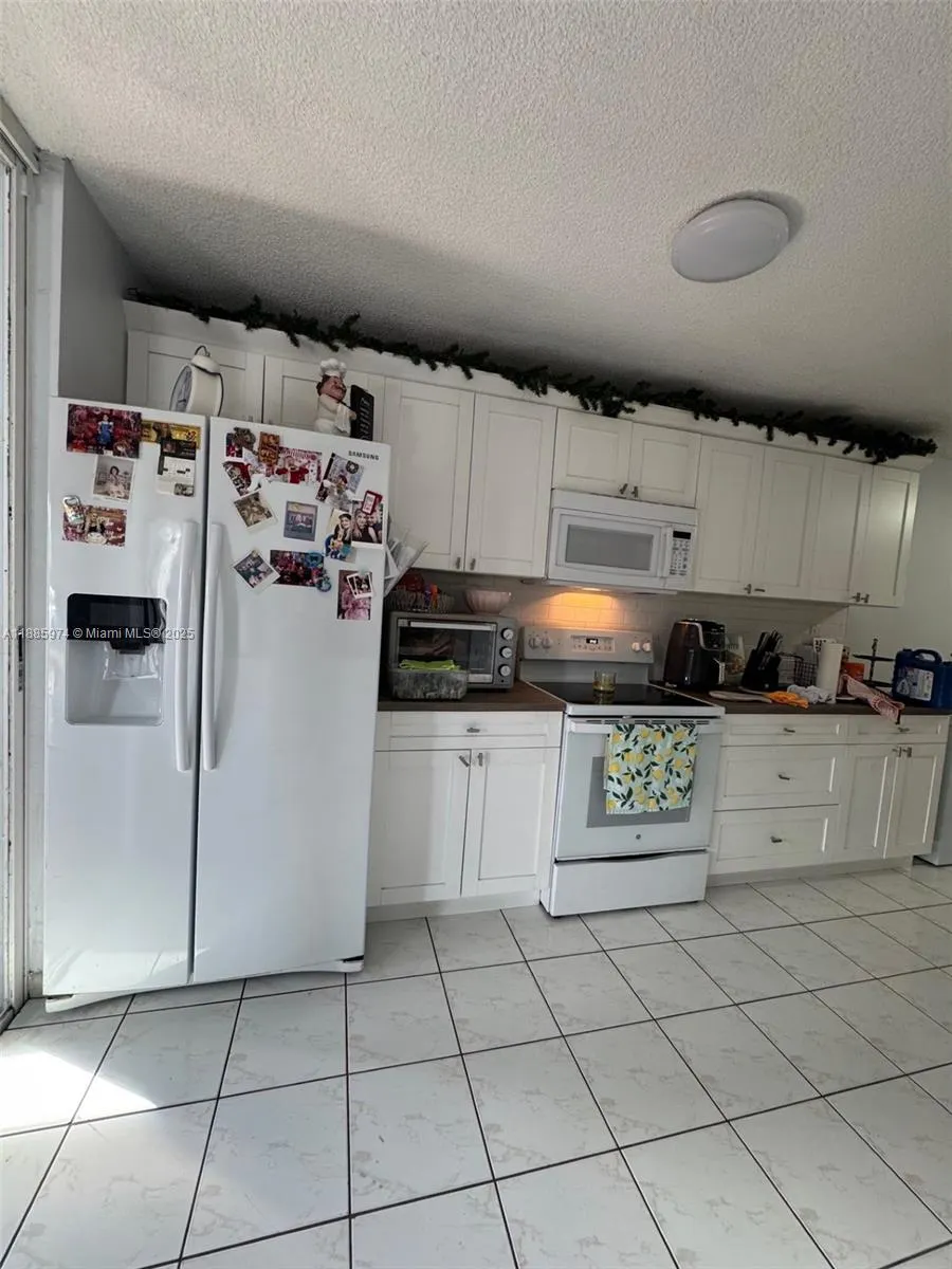 2410 SW 122nd Ct, #1