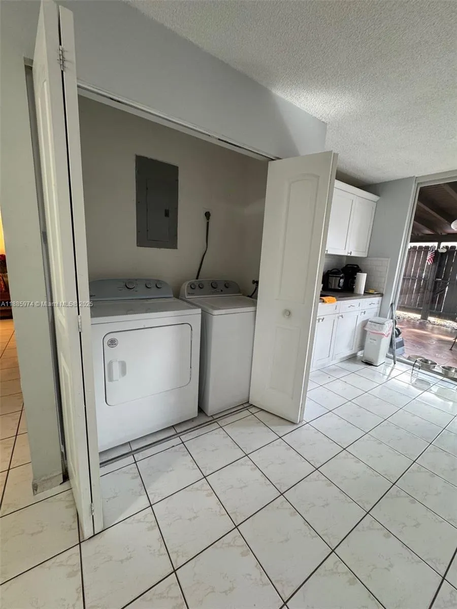 2410 SW 122nd Ct, #1