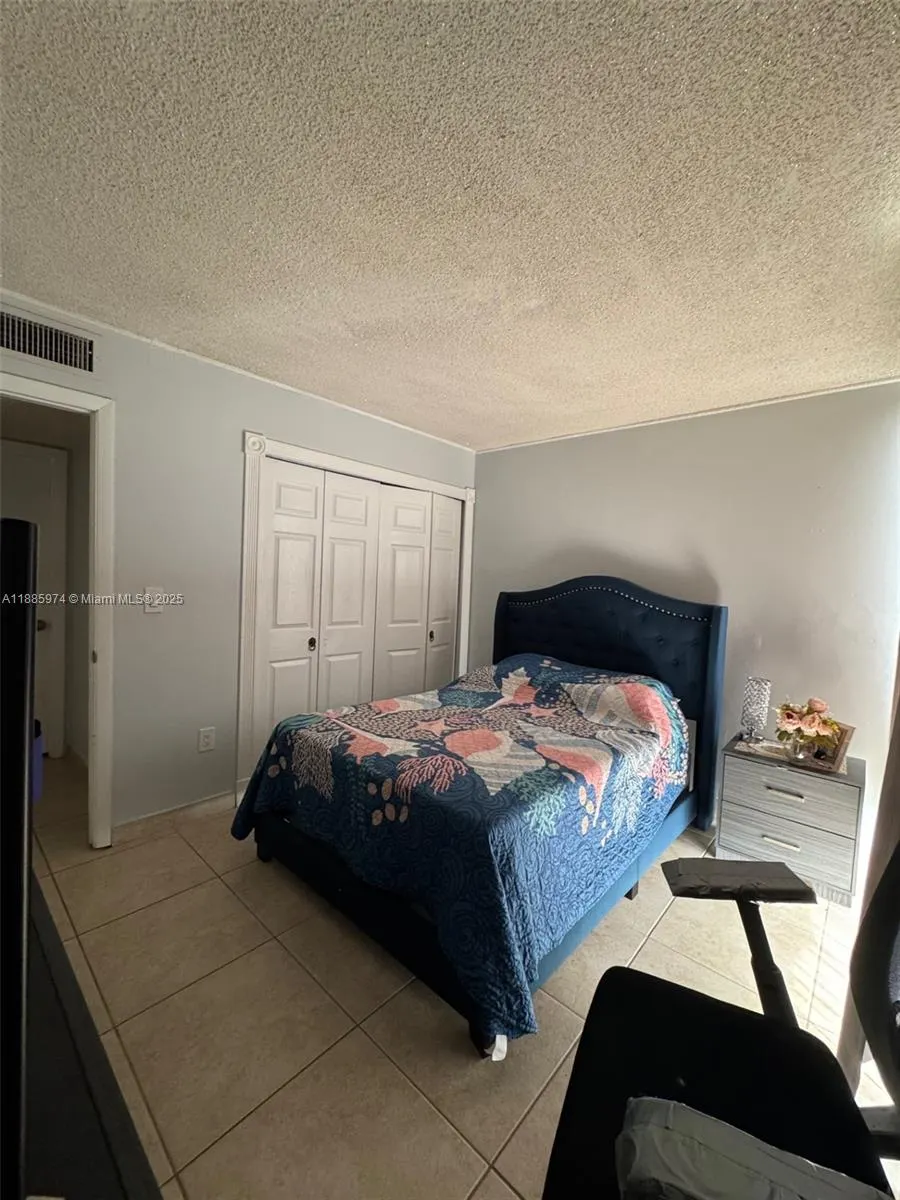 2410 SW 122nd Ct, #1