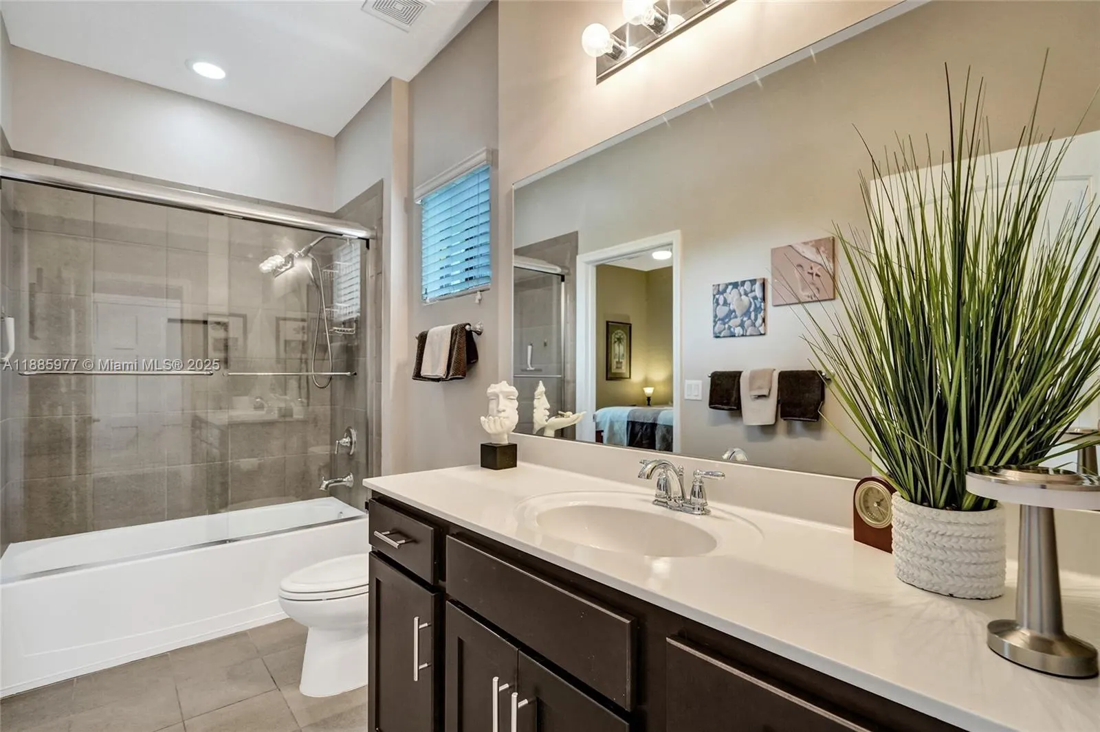 4204 N Dixie Hwy, #1