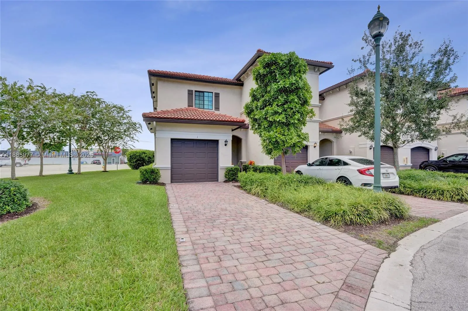 4204 N Dixie Hwy, #1