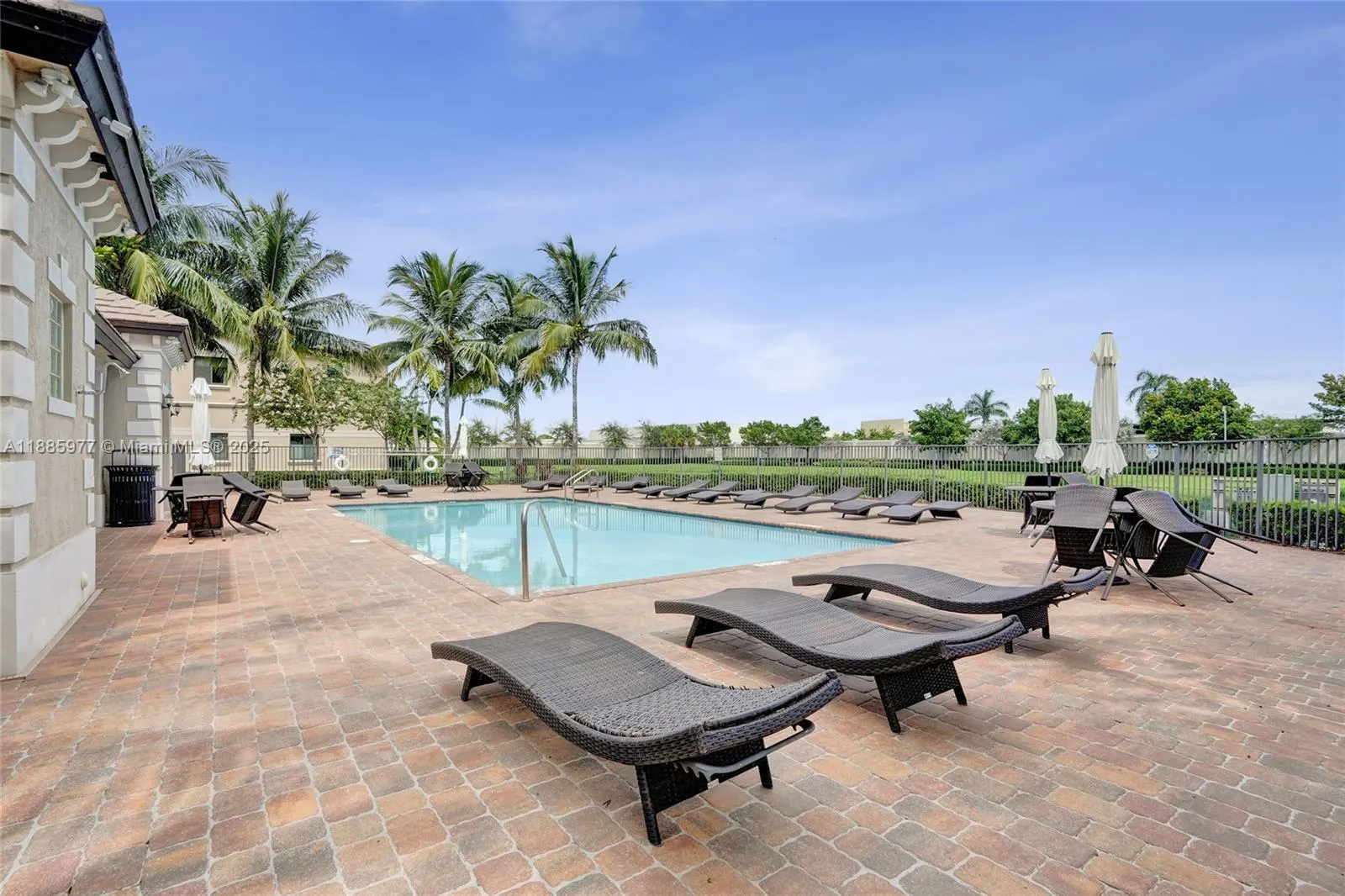 4204 N Dixie Hwy, #1