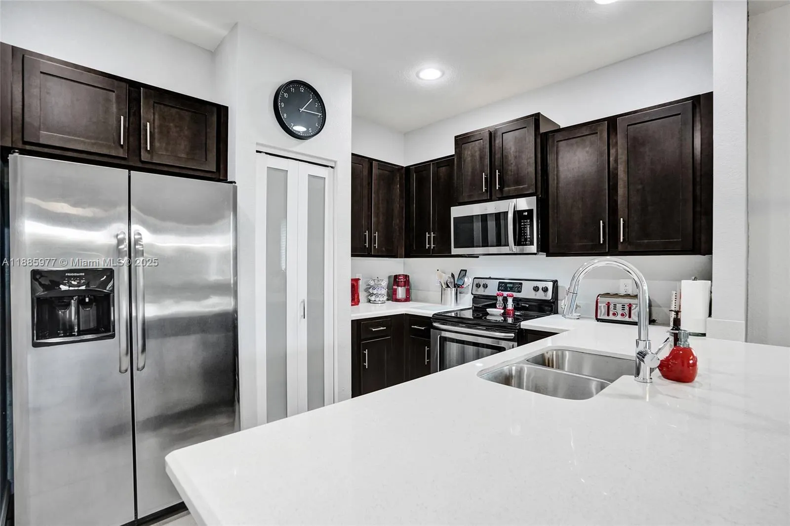 4204 N Dixie Hwy, #1