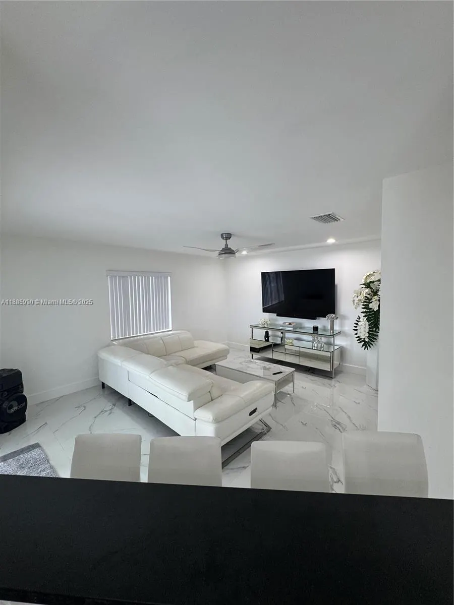 11111 SW 147th Ct