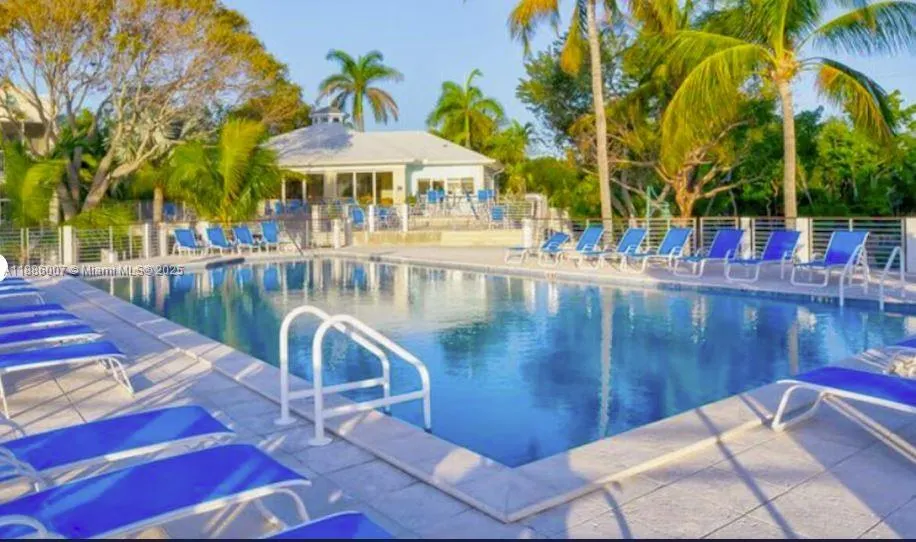 97501 Overseas Hwy, #312
