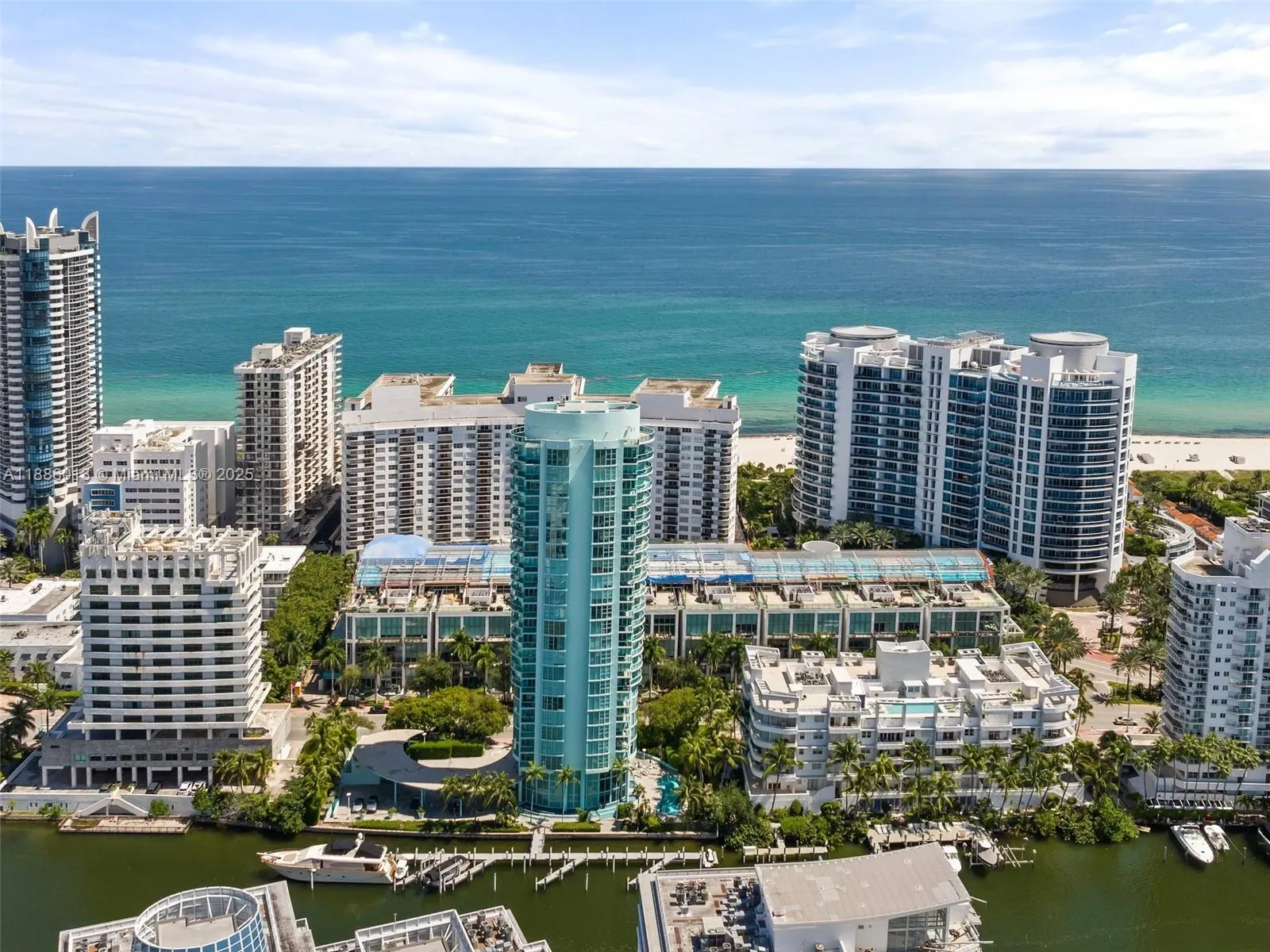 6000 Collins Ave, #132
