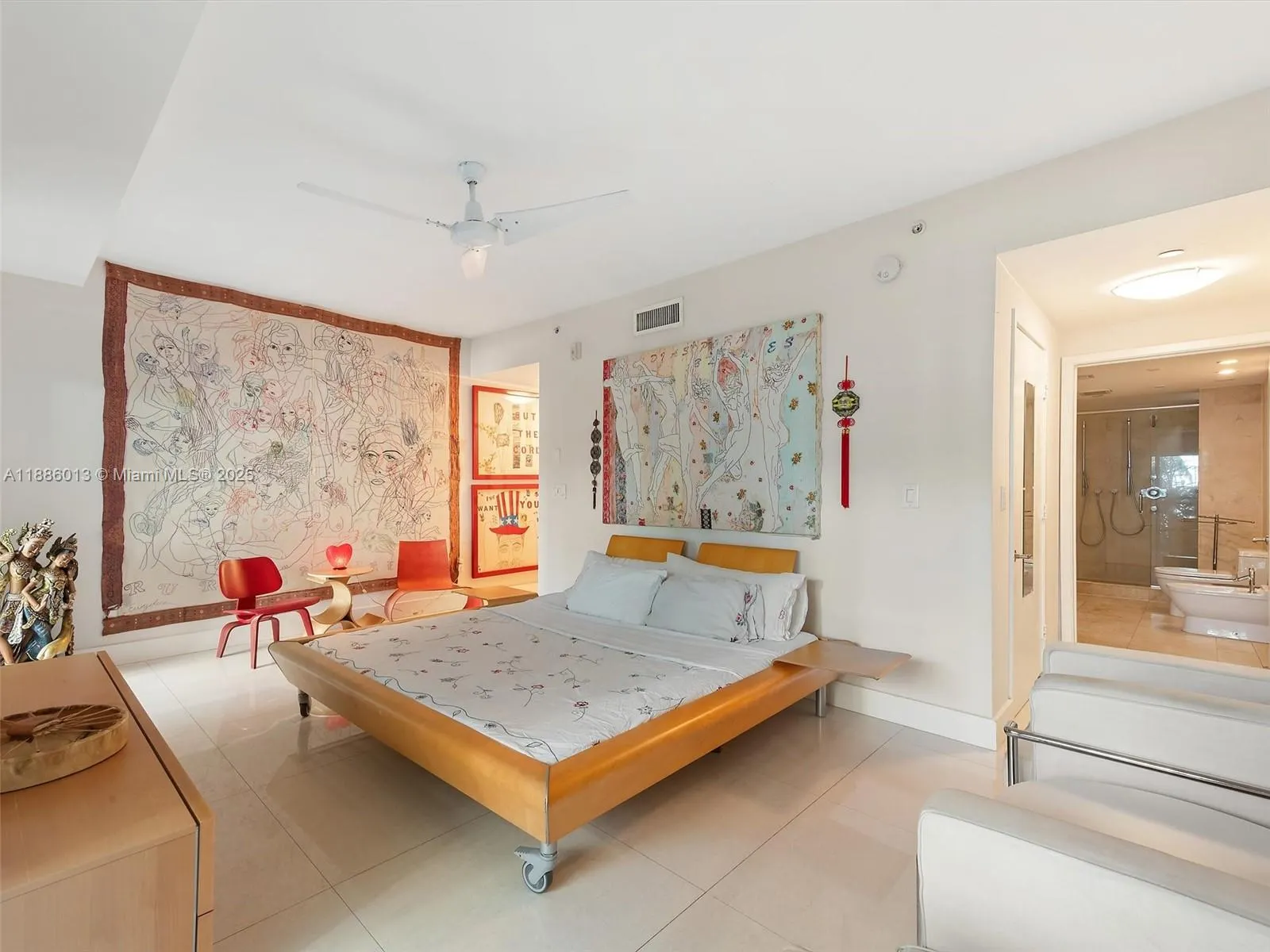 6000 Collins Ave, #132