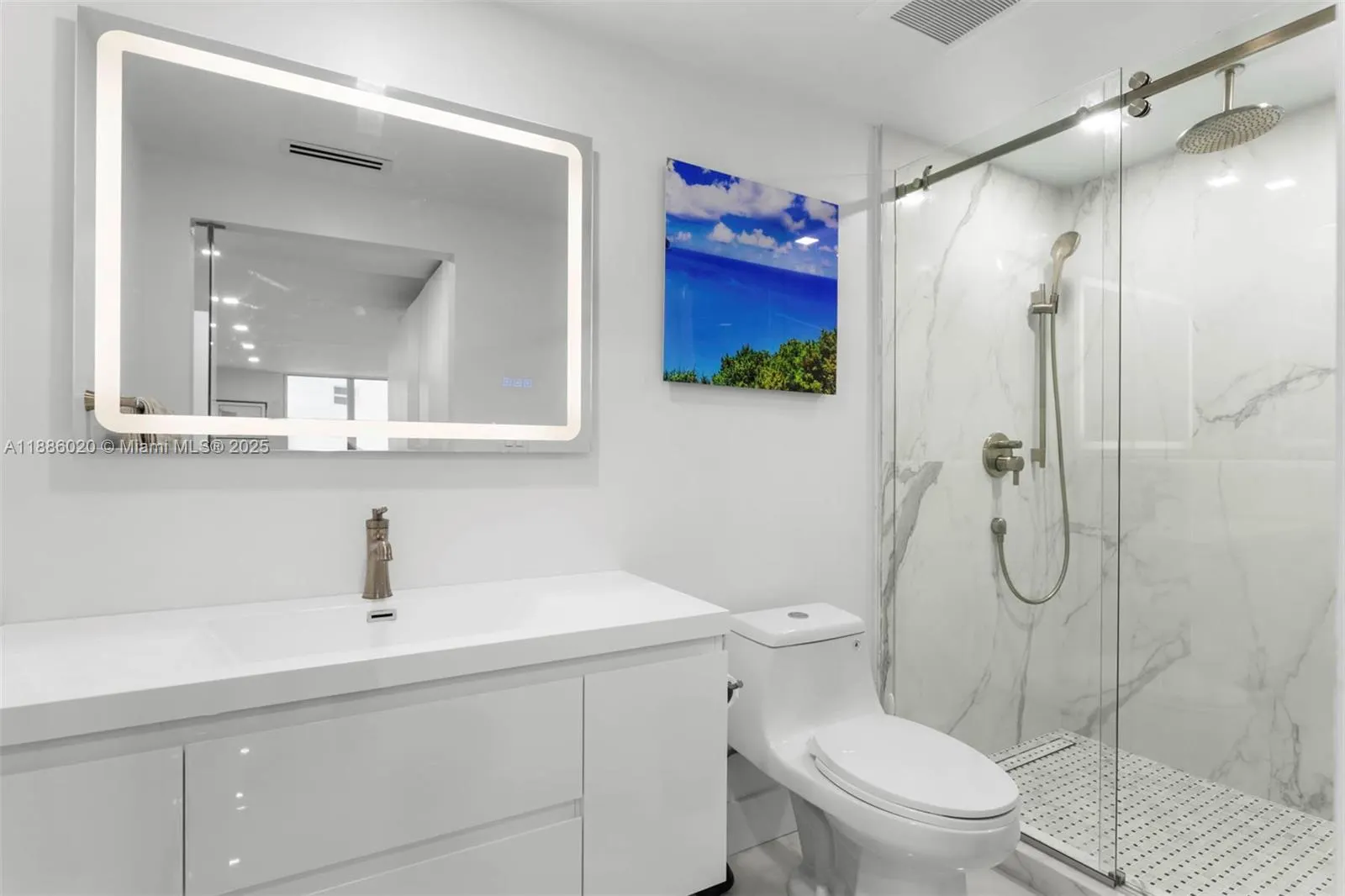 5001 Collins Ave, #8C