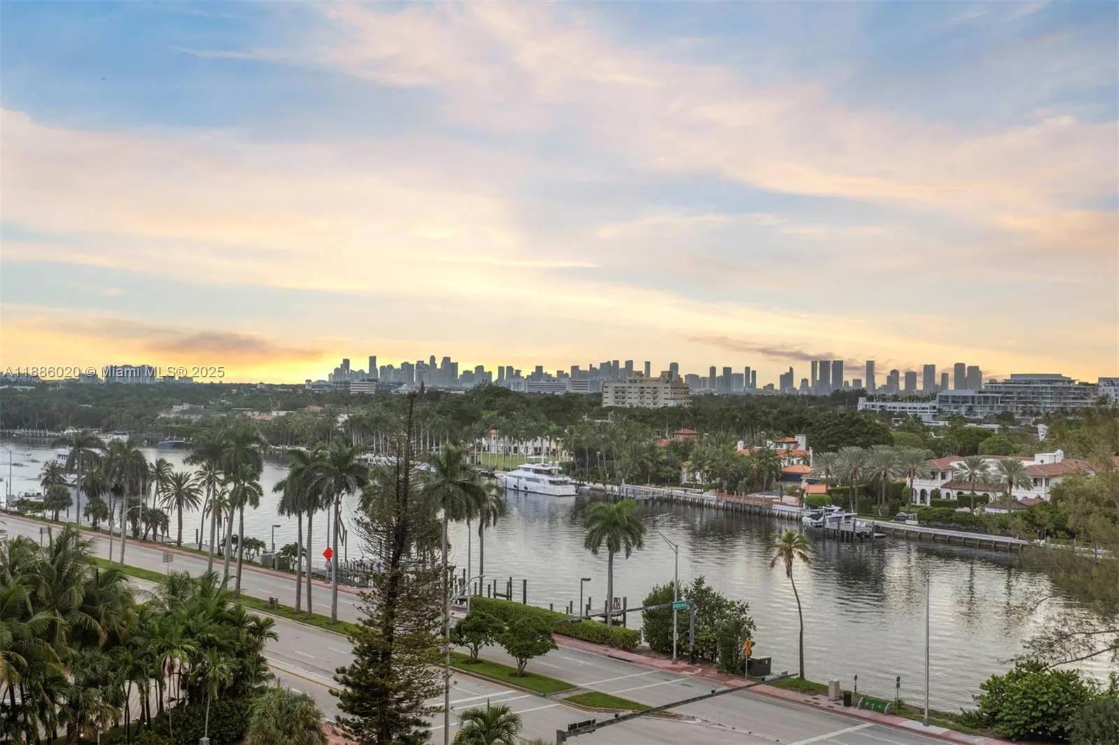 5001 Collins Ave, #8C