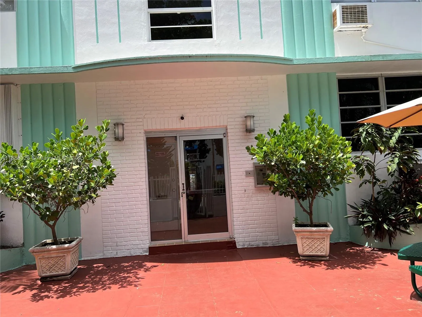 760 Jefferson Ave, #6