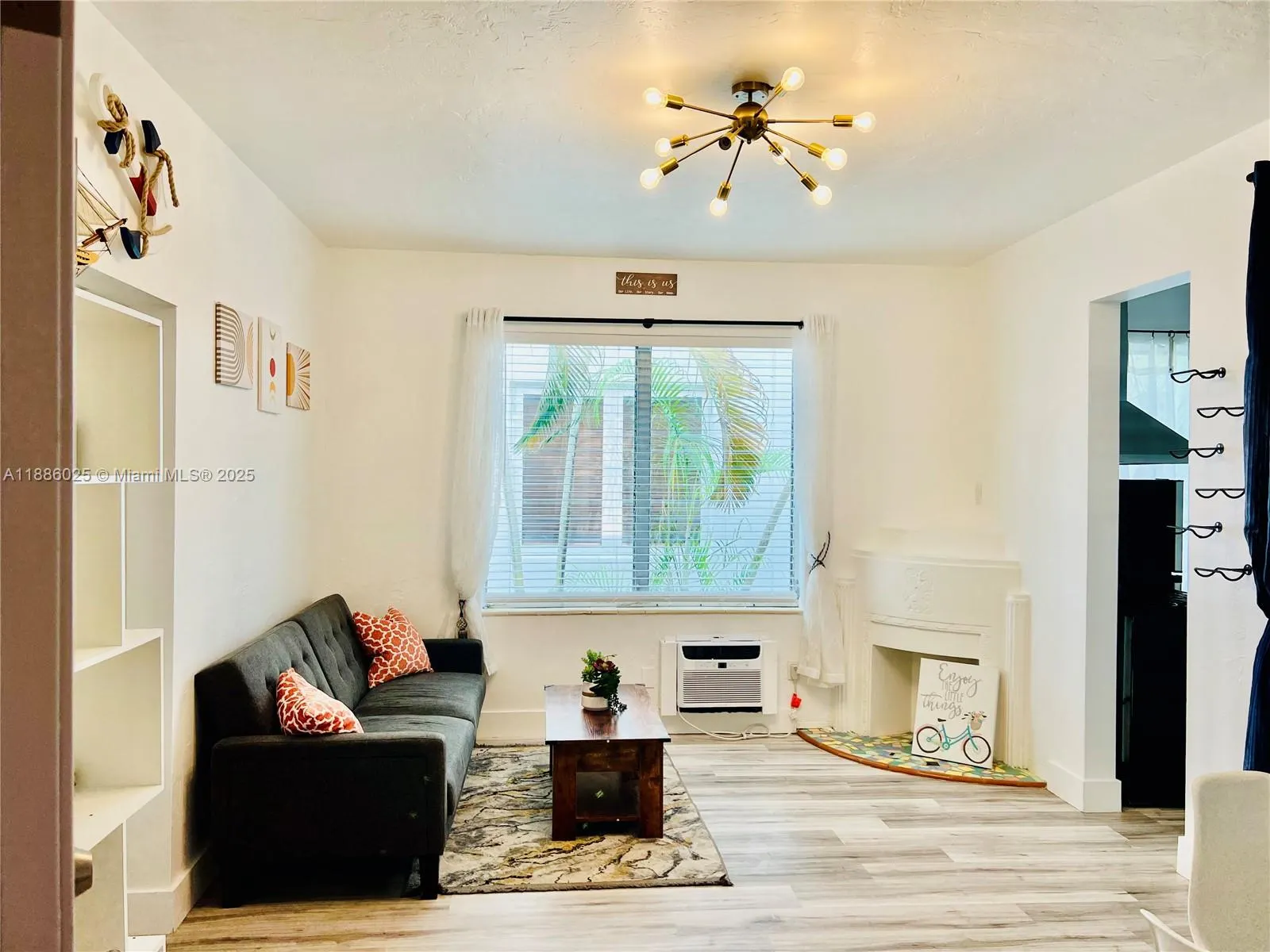 760 Jefferson Ave, #6