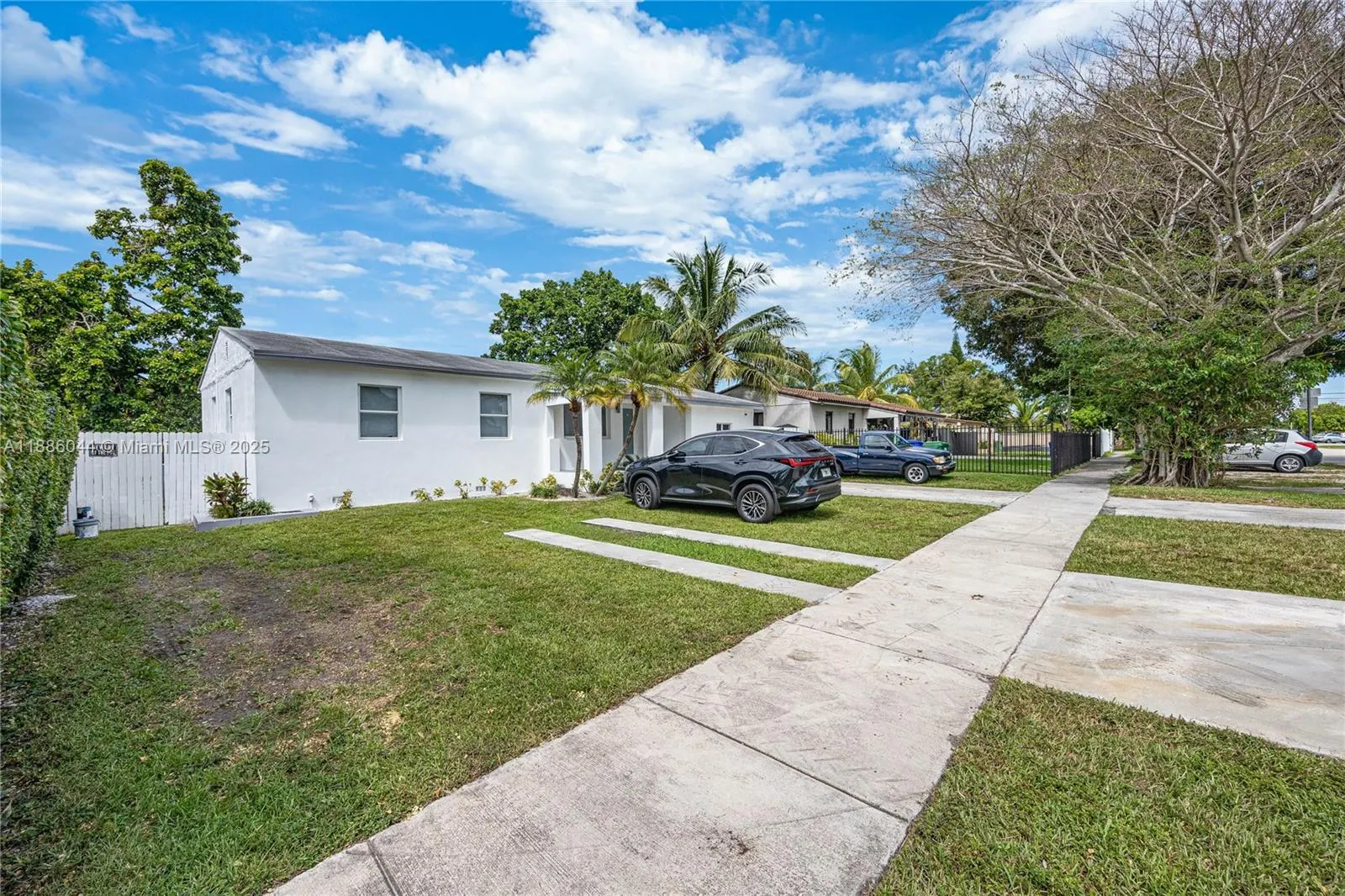 670 Flagami Blvd