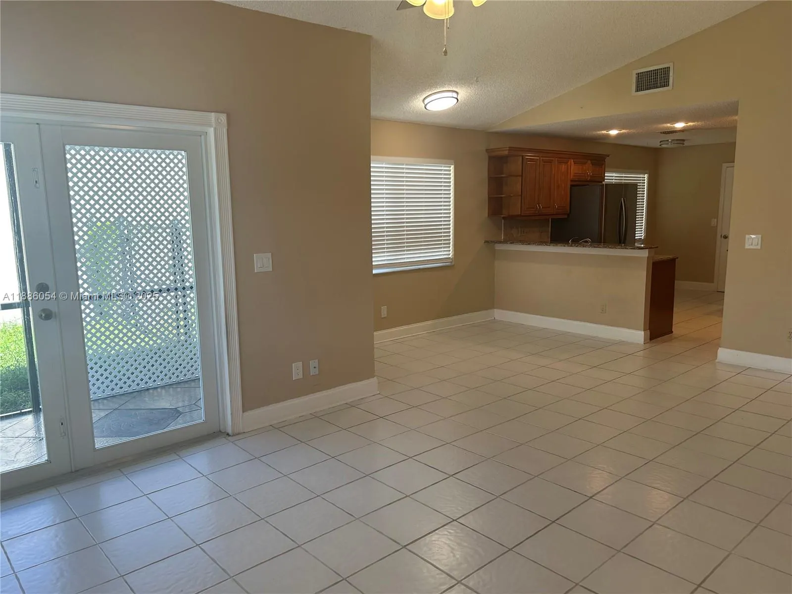 2939 Myrtle Oak Cir