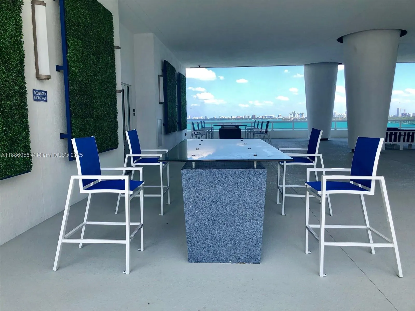 1800 N BAYSHORE DR, #1715