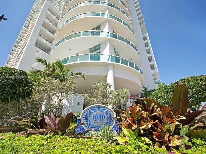 1800 N BAYSHORE DR, #1715