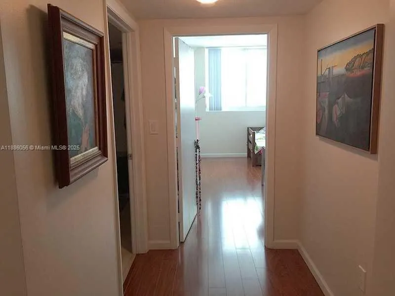 1800 N BAYSHORE DR, #1715