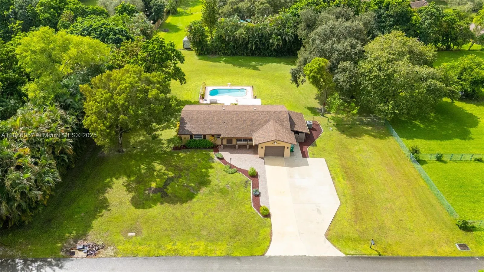 14300 SW 29th Ct