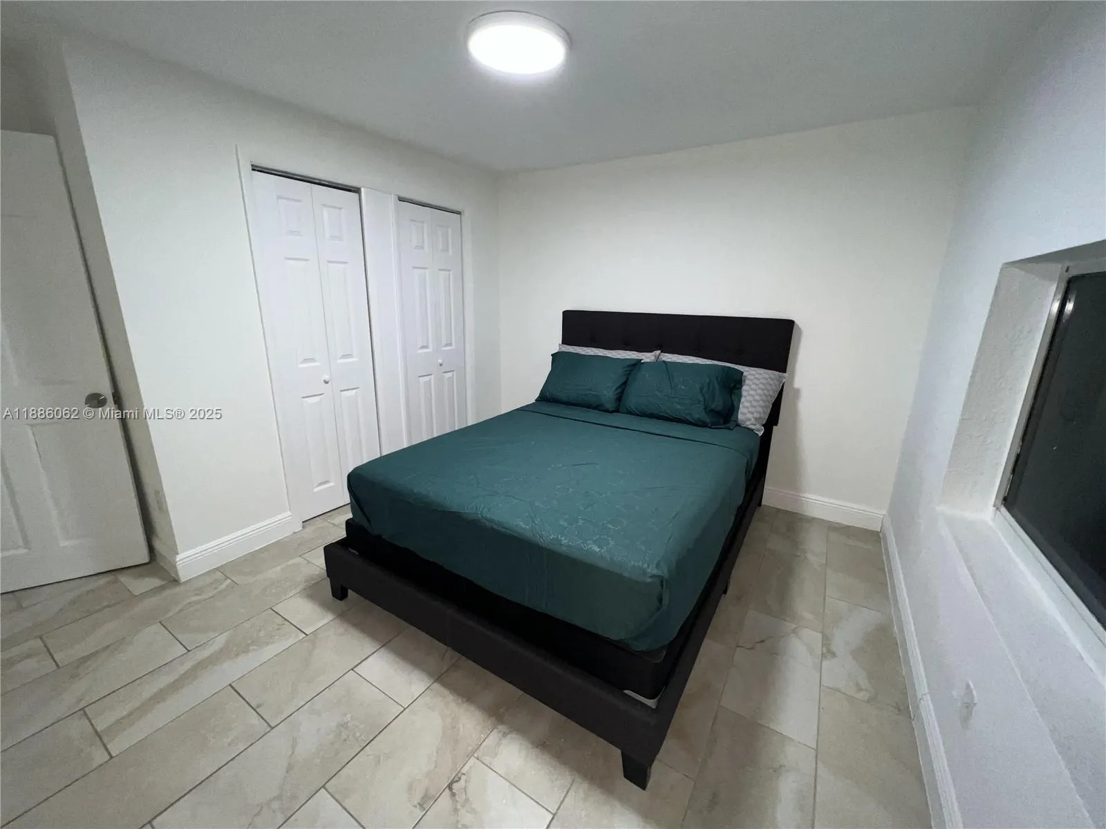 1680 NW 22nd Ct