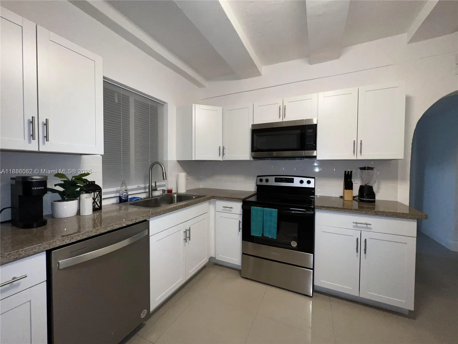 1680 NW 22nd Ct
