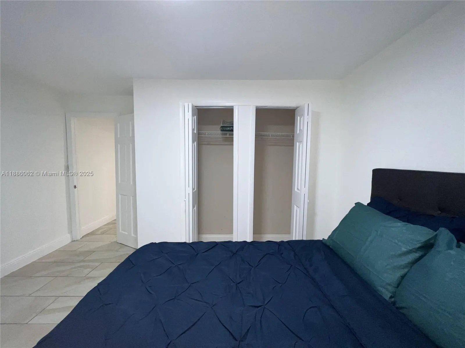 1680 NW 22nd Ct