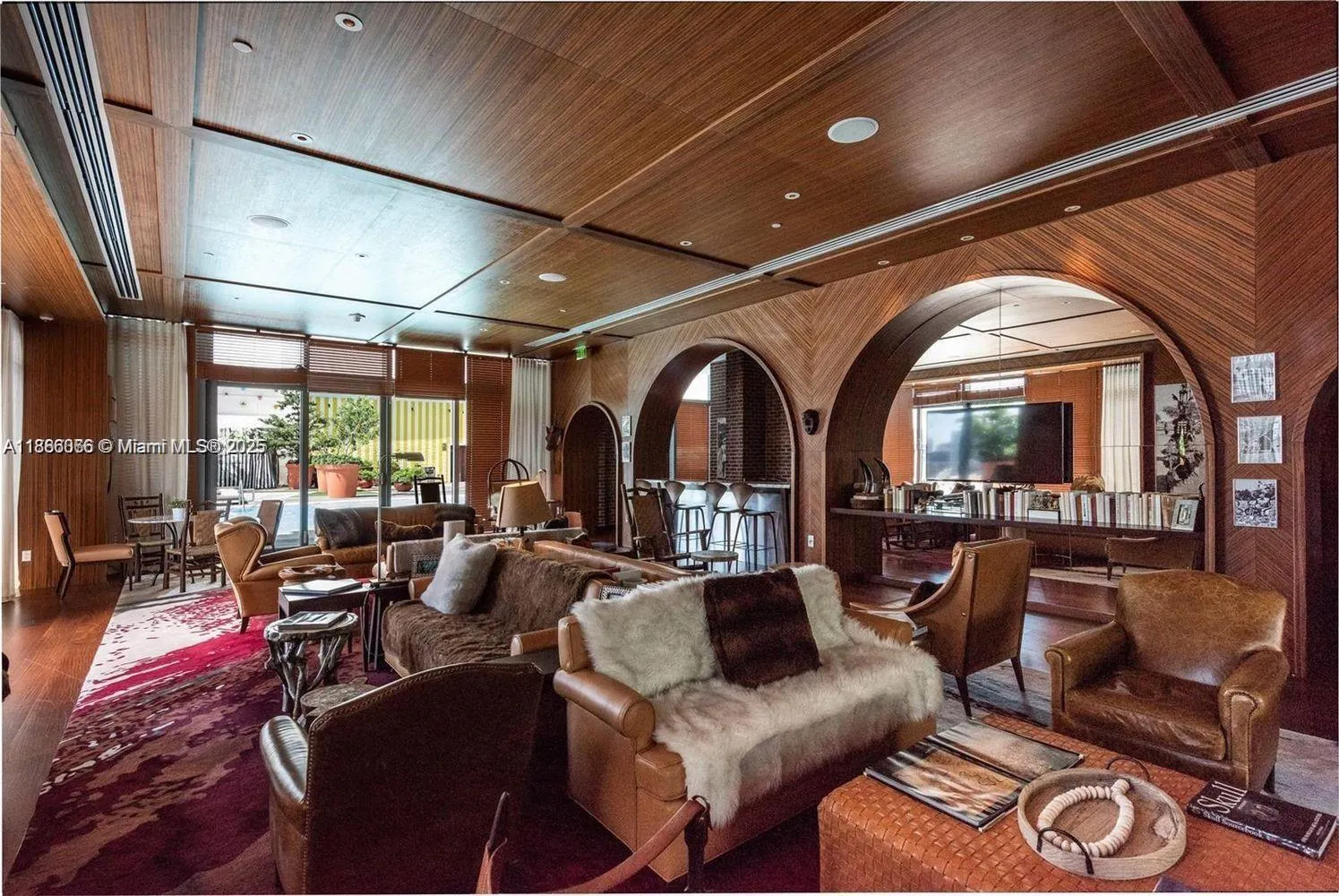 1300 S Miami Ave, #2208
