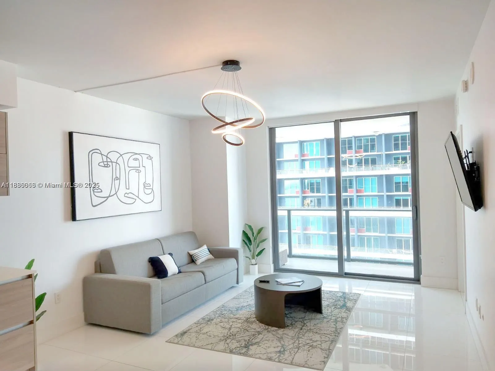 1300 S Miami Ave, #2208