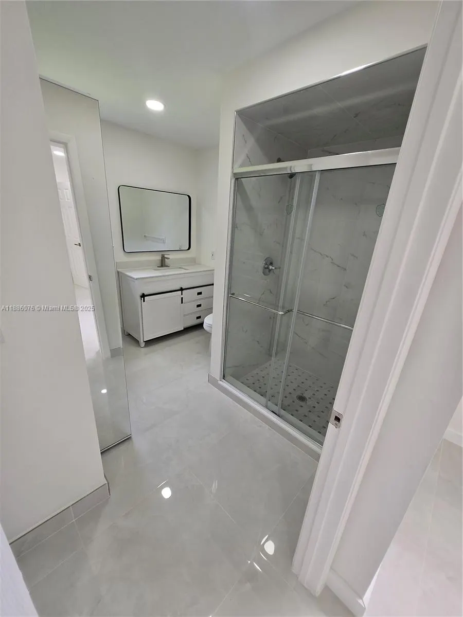 600 SW 8th Pl