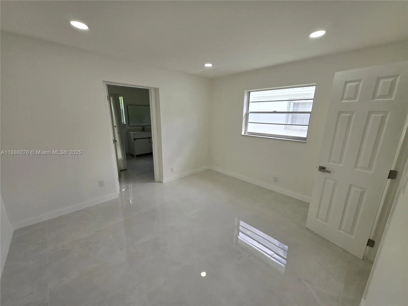 600 SW 8th Pl