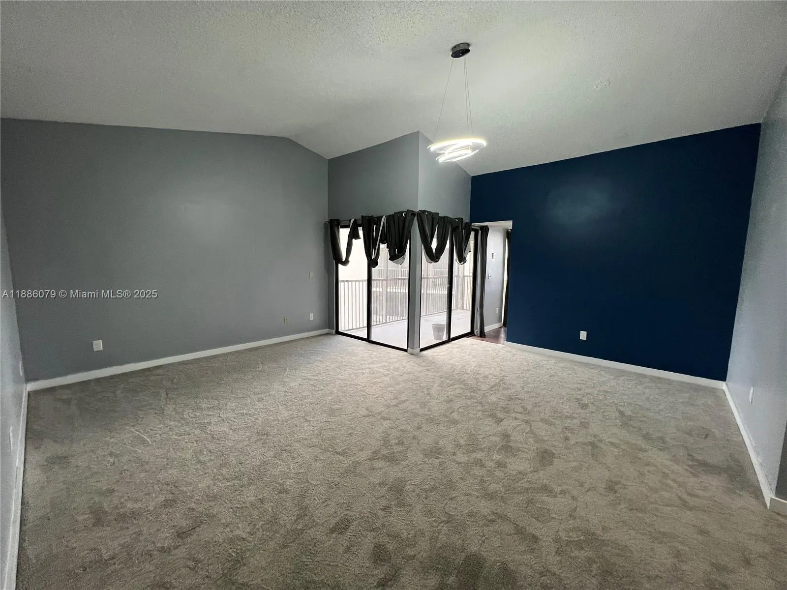 809 Hamilton Dr, #809A