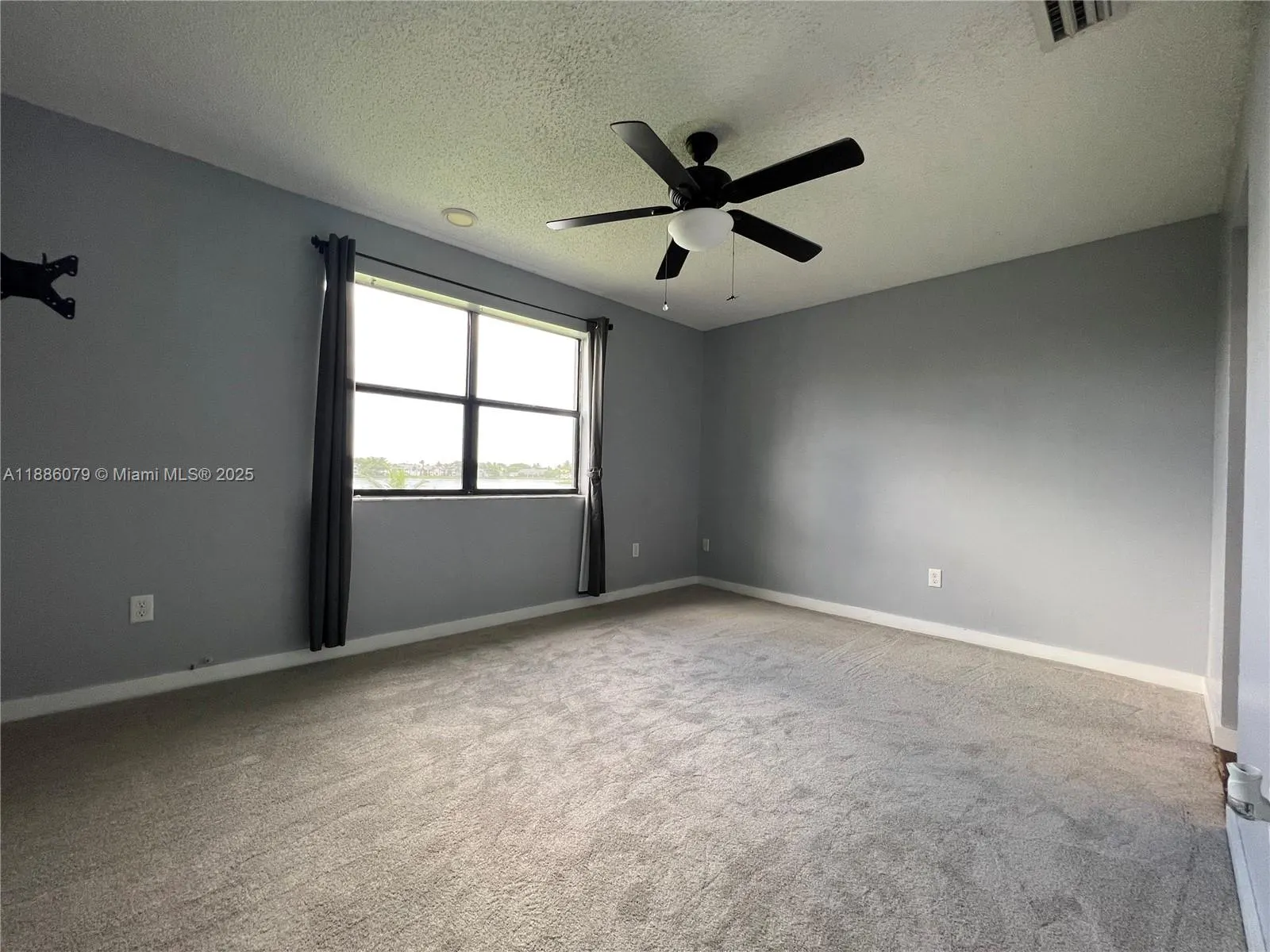 809 Hamilton Dr, #809A
