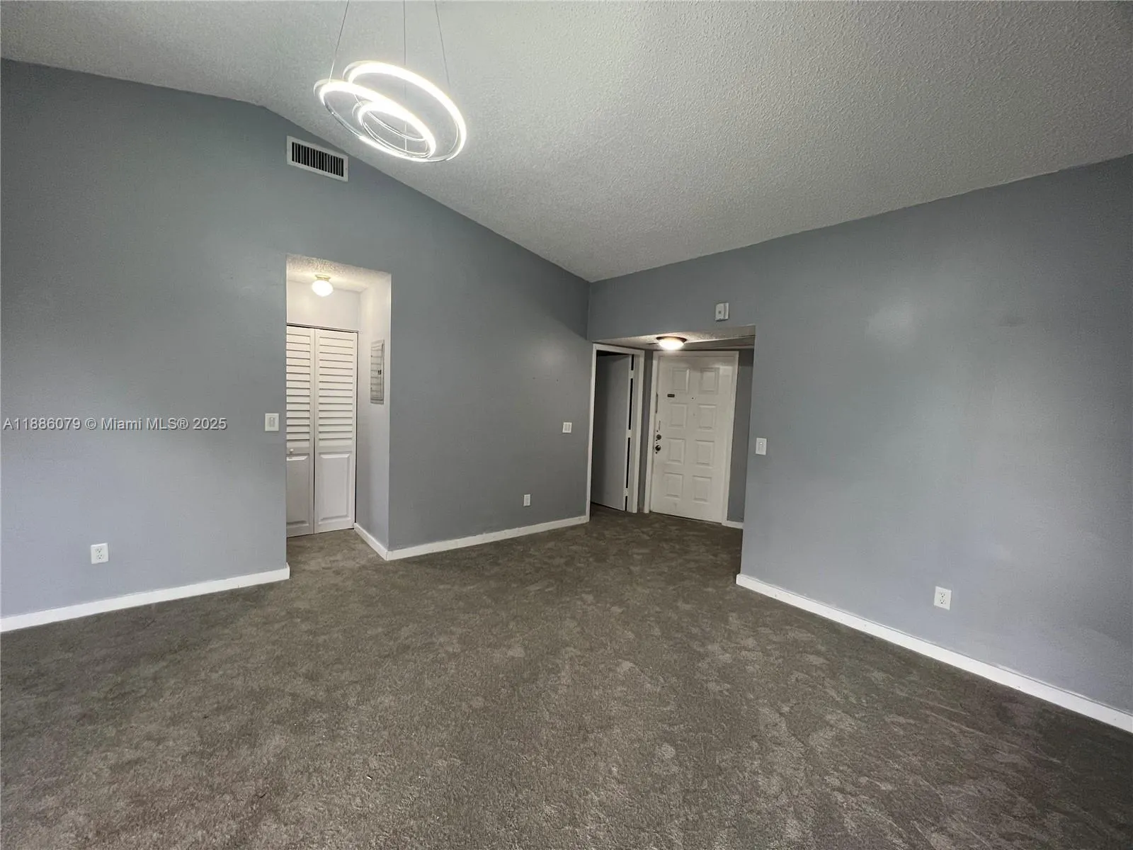 809 Hamilton Dr, #809A