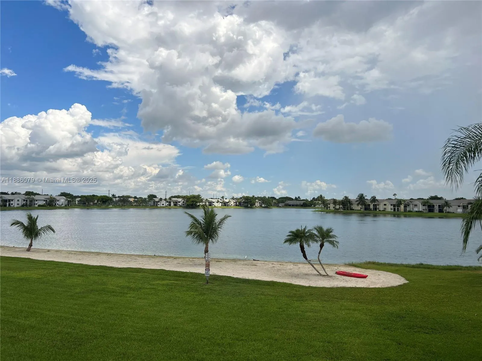 809 Hamilton Dr, #809A