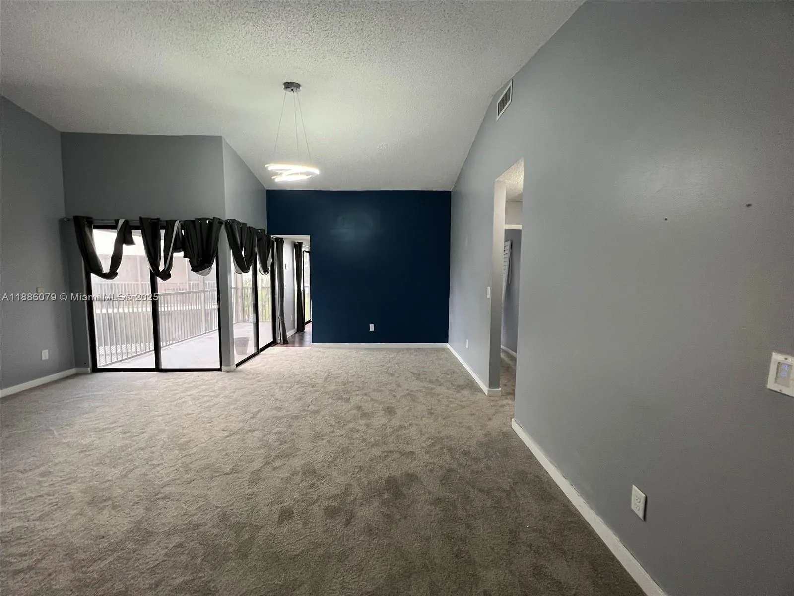 809 Hamilton Dr, #809A