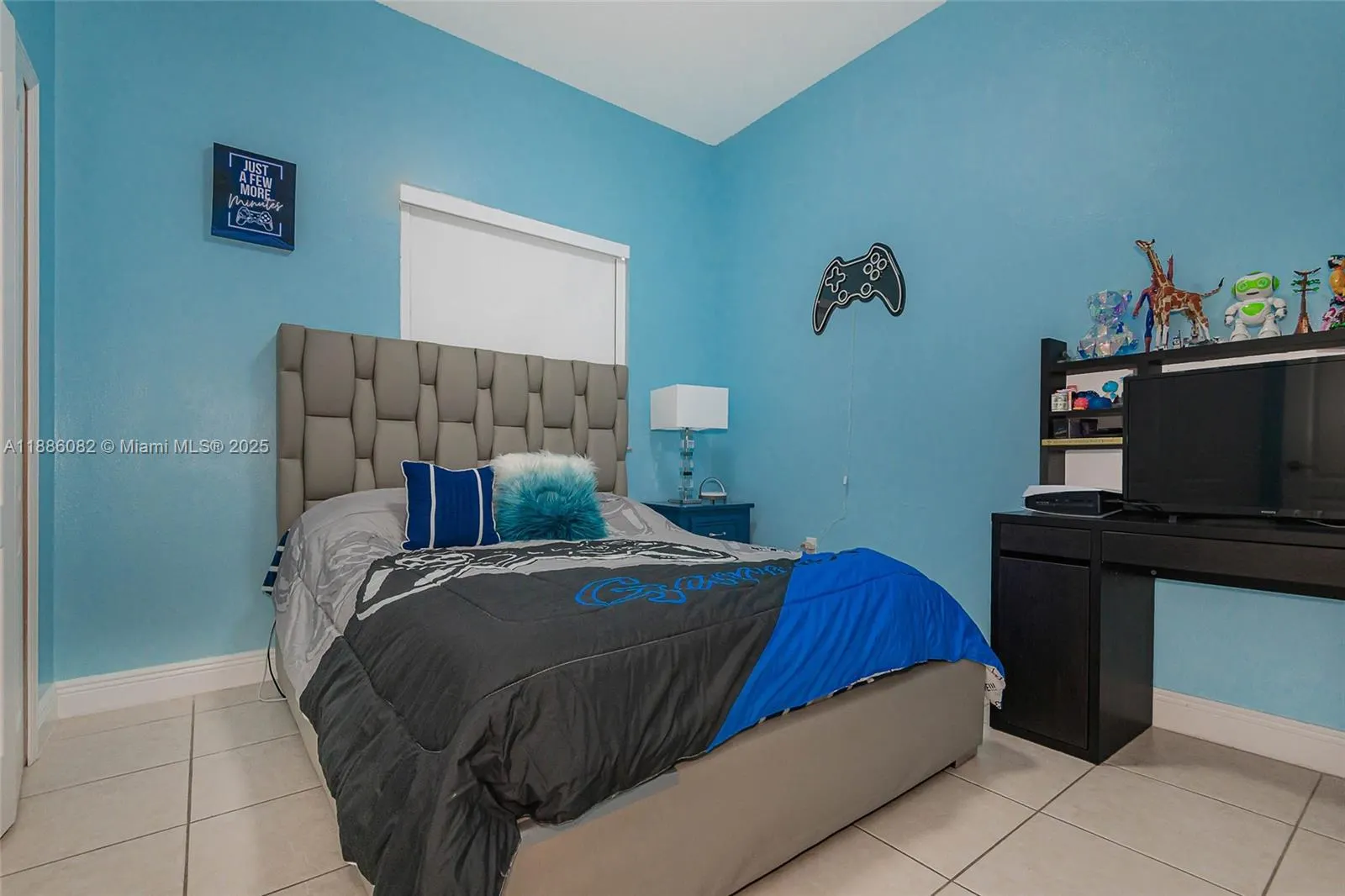 2911 SW 149th Pl