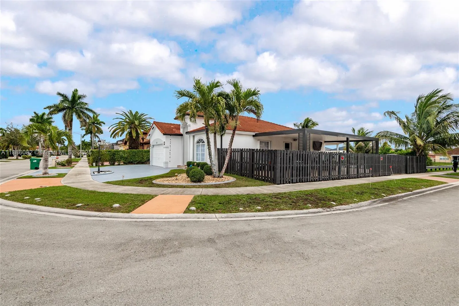 2911 SW 149th Pl