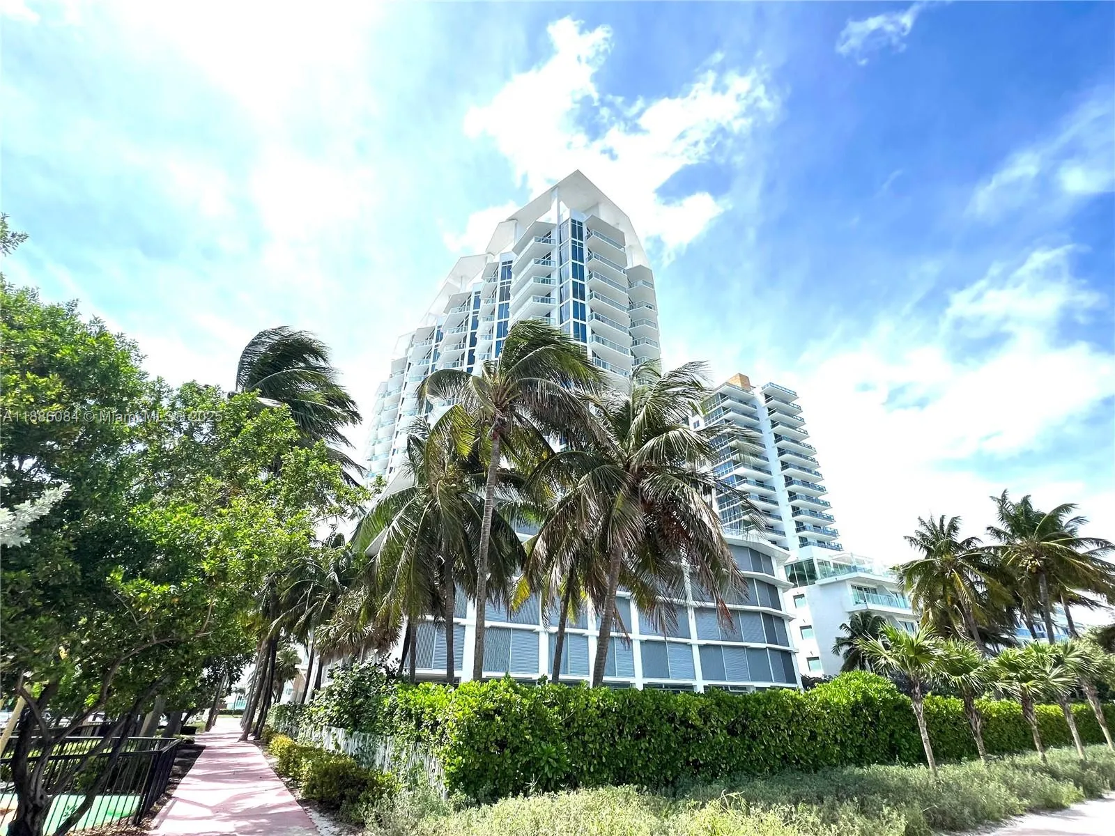 6515 Collins Ave, #1801
