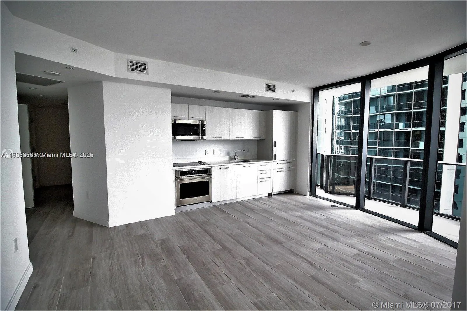 55 SW 9TH ST, #1608