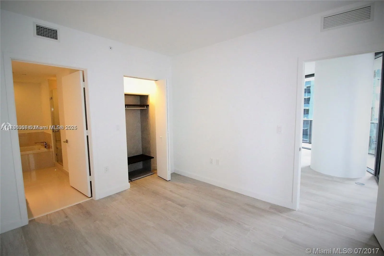 55 SW 9TH ST, #1608