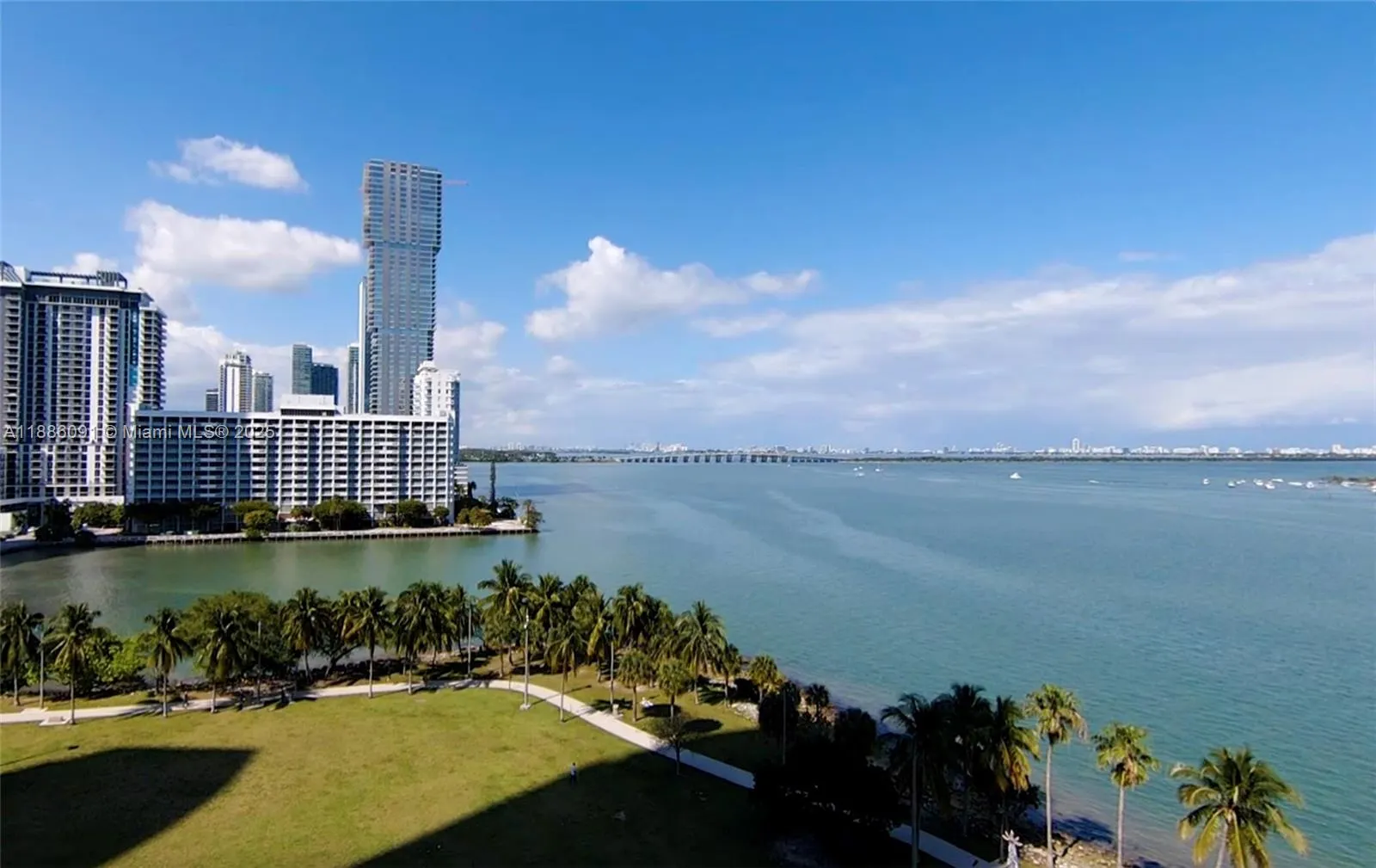 1900 N Bayshore Dr, #2804