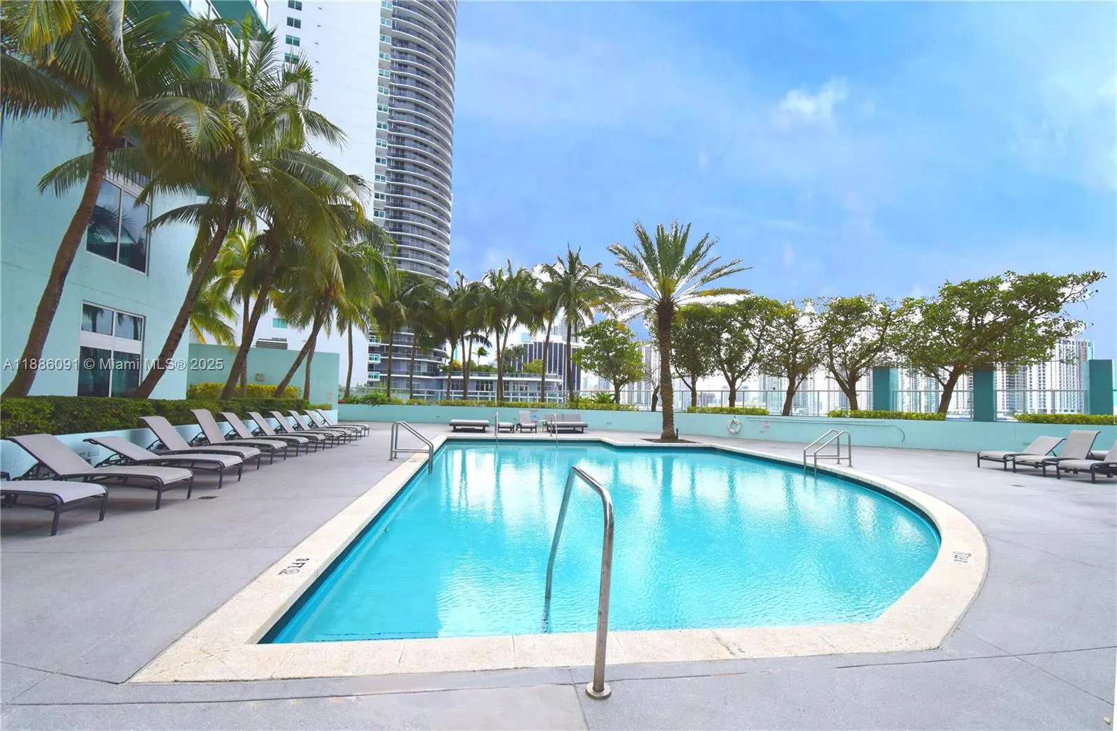 1900 N Bayshore Dr, #2804