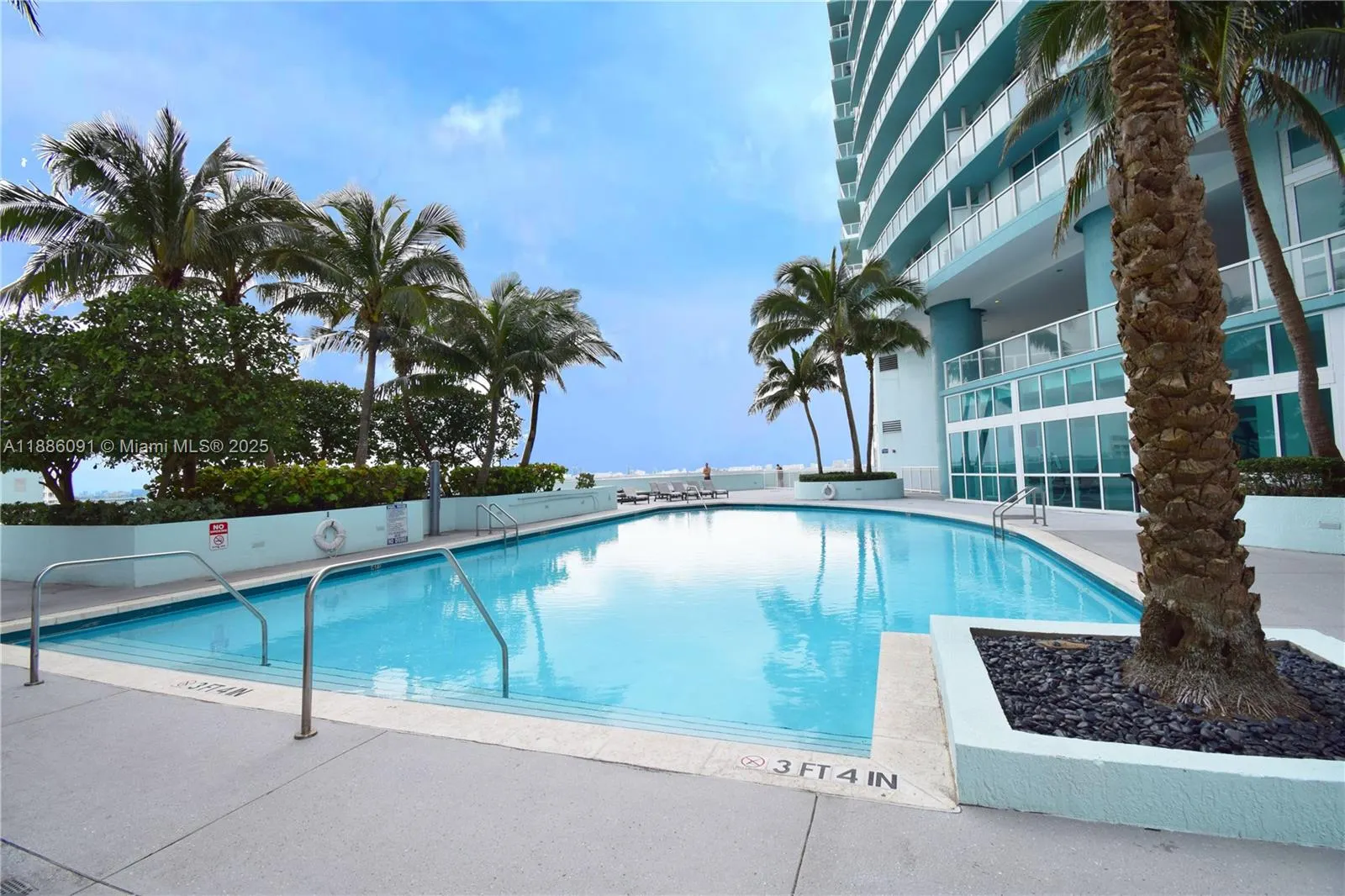 1900 N Bayshore Dr, #2804