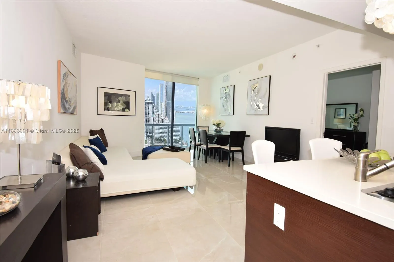 1900 N Bayshore Dr, #2804
