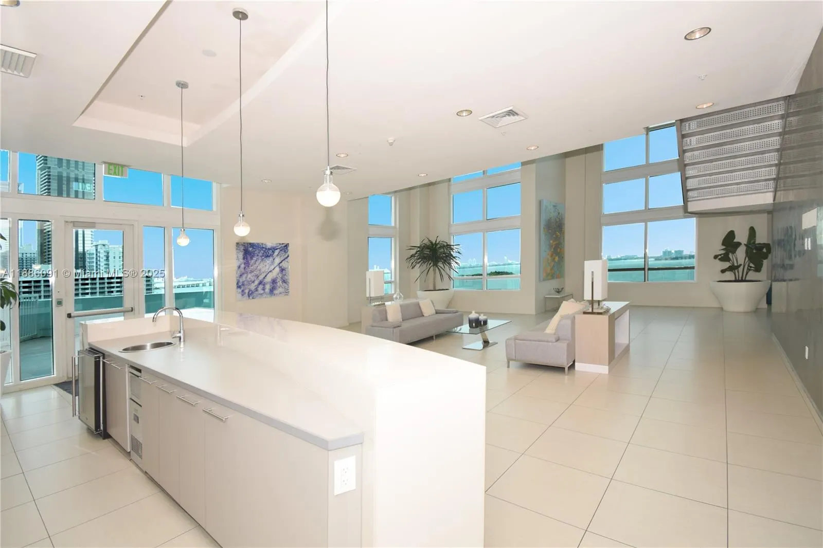 1900 N Bayshore Dr, #2804