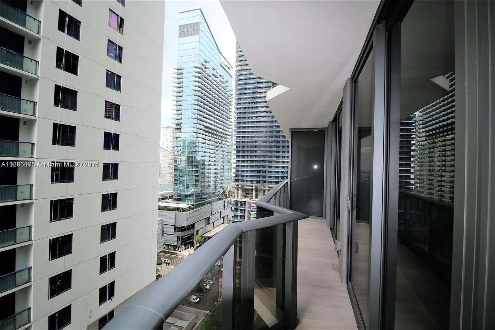 55 SW 9th St, #1608